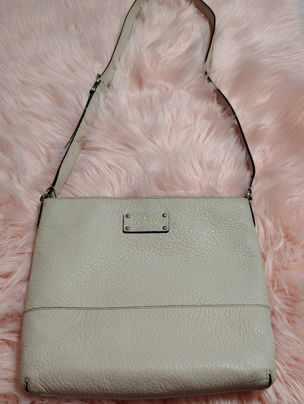 Pink Light Kate Spade Leather Shoulder Bag with Gold Hardware.